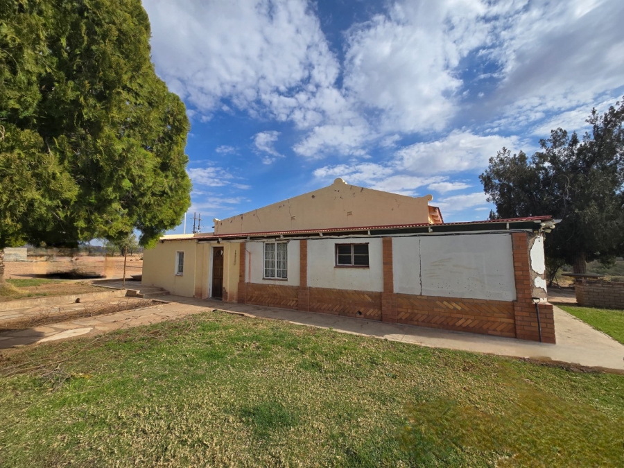 3 Bedroom Property for Sale in Upington Rural Northern Cape